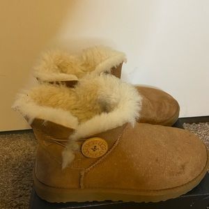 Mini UGGS